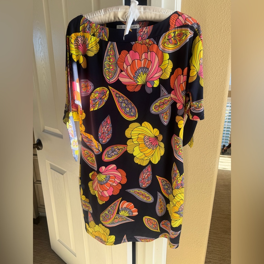 Trina Turk Floral Print Shift Dress – Size 4
